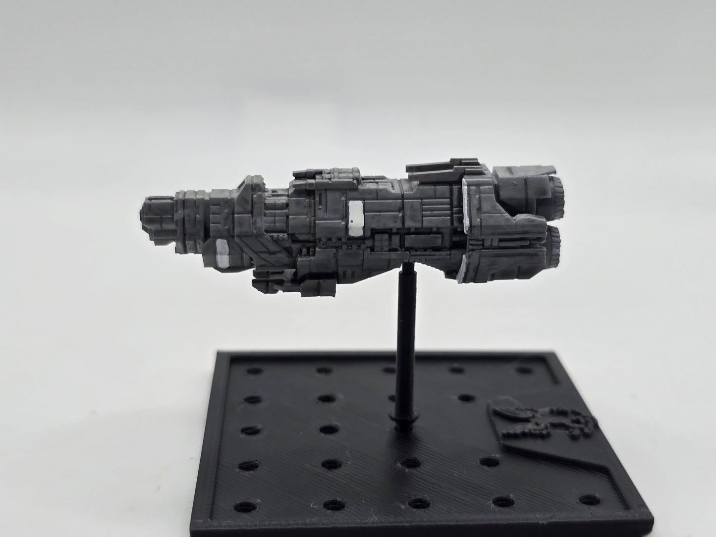 Painted Marathon Cruiser and 3x Paris frigates for Halo Fleet Battles